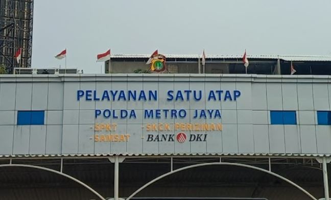 (Criminal Record Certificate (SKCK) Building in Jakarta Regional Police Headquarters)